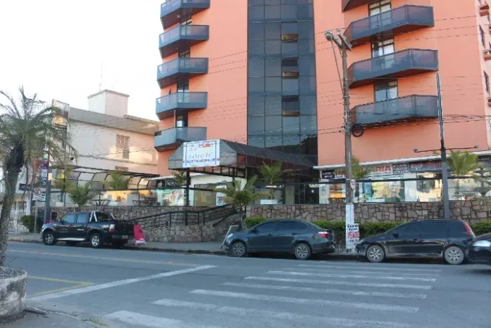 FAXINEIRA 