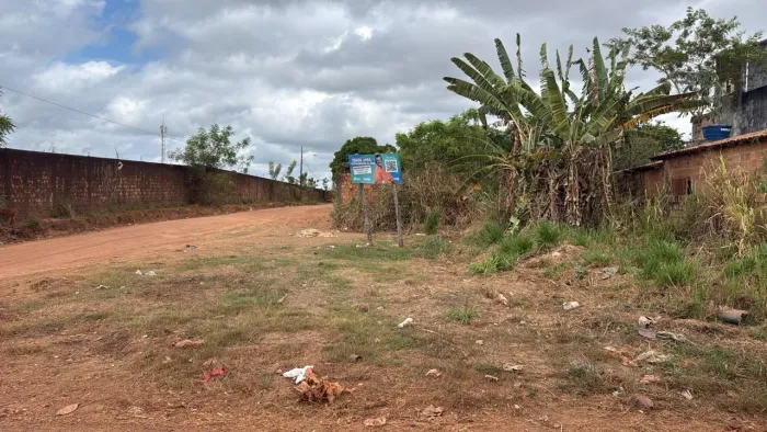 Terreno na AV. Belém Novo Horizonte Marabá. Medindo 12.50 por 25 total de 312.5m²