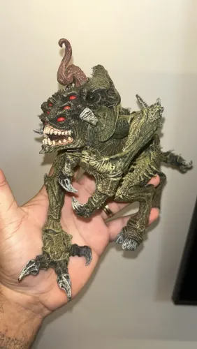 Malebolgia da Spawn Series 23: Mutations, fabricado pela McFarlane Toys em 2003.