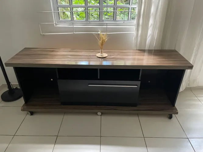 Rack sala 1.82 m C x 45,5 cm L x 69cm A