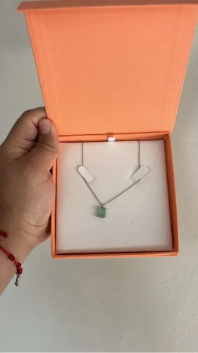 Colar Vivara pedra tifany