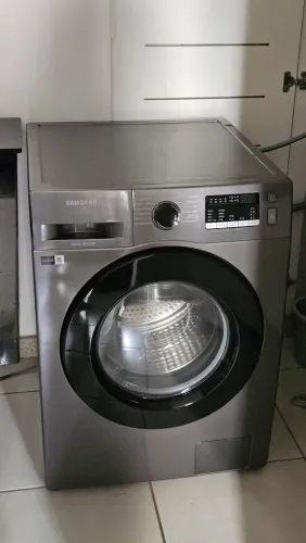Lava e Seca Samsung WD11M 11kg
