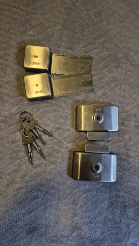 Trancas para porta (JBM)