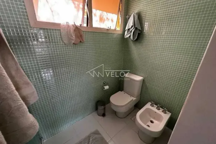 Apartamento : / Residencial / Lagoa