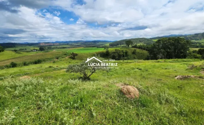 Maravilhosa Fazenda com 78 hectares, localizada em Jesuânia, no Sul de Minas Gerais