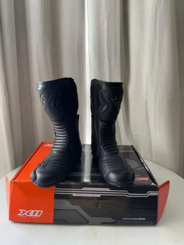 Botas Race trakc