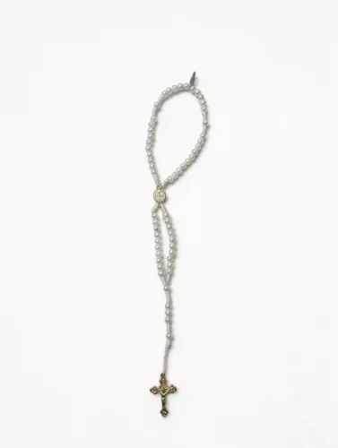 Pulseira Terço Pérola Branca com Crucifixo Dourado - Terço de Pulso Elegante