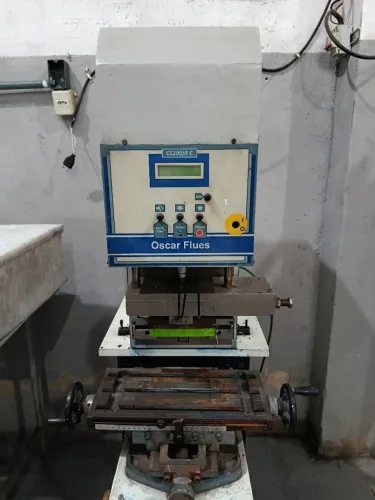 Máquina de tampografia Oscar flues  c200 em bom estado - Equipamento para comércio