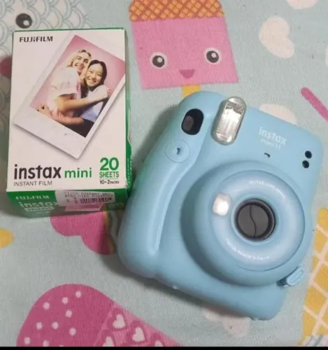 Câmera Polaroid Instax Mini 11 | semi-nova 