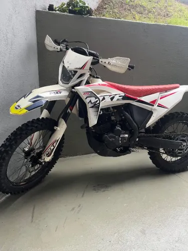 Mxf 270F