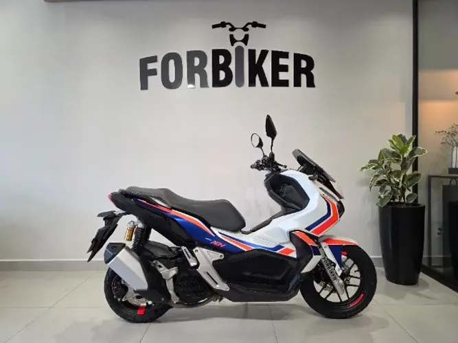 Honda ADV 150 2021- Aceito troca