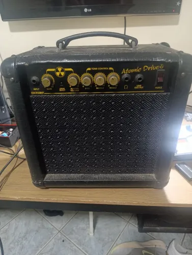 Cubo meteoro para guitarra, 30 w