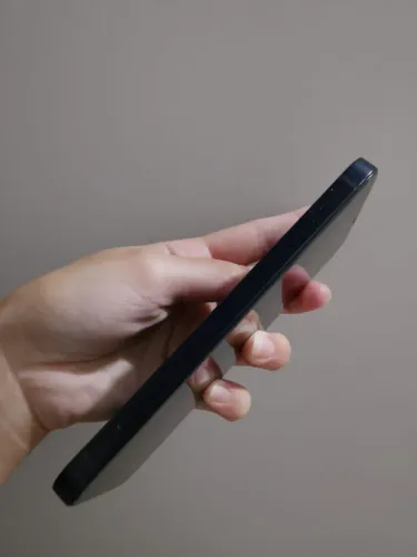 iPhone 12