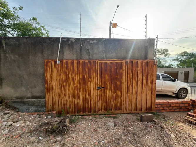 Portão de Ferro Duas Folhas 4,22m x 2,10m - Usado
