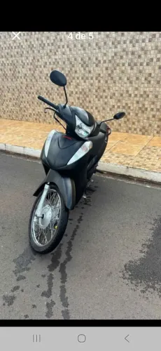 Biz 125 pouco uso,2 dona