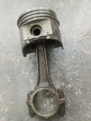 Pistão com biela motor V8 318 Dodge / RAM