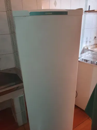 Geladeira pequena