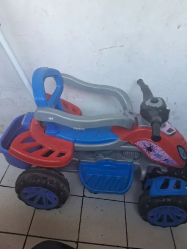 Vende se quadriculado infantil homem aranha!! 