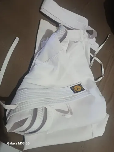 KIMONO - TAMANHO M-1 - 10 anos.