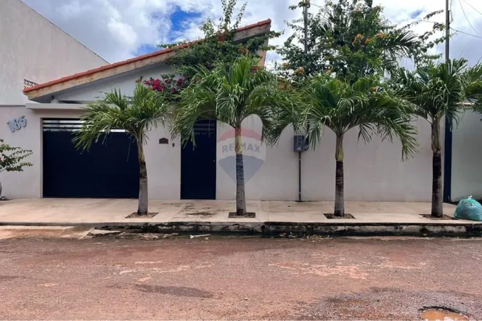 CASA À VENDA NO BAIRRO URAIM