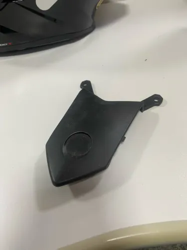 Moldura rabeta central mt 03 r3