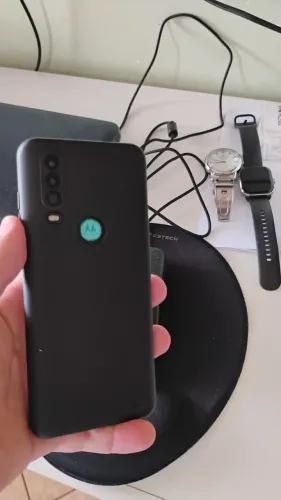 Motorola one action...