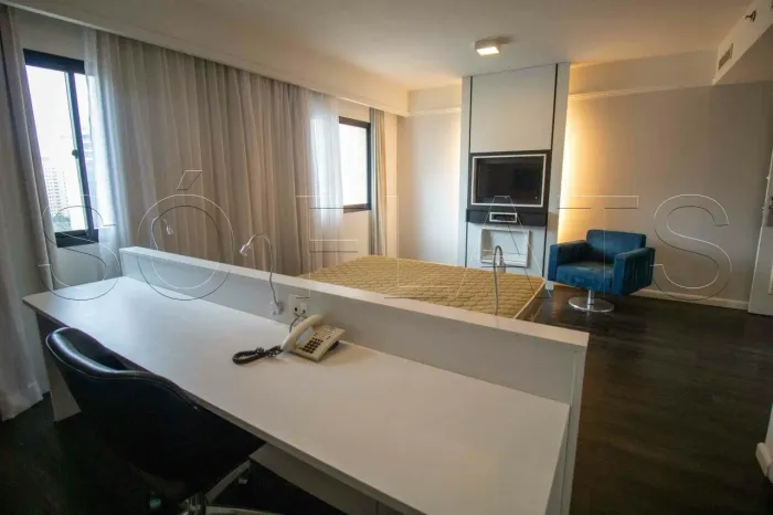 Flat mobiliado 33m² 1 dormitório 1 vaga disponível para locação em Moema.