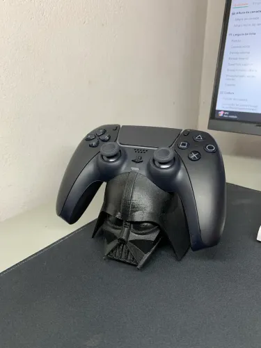 Darth Vader porta controle de PS5, XBOX