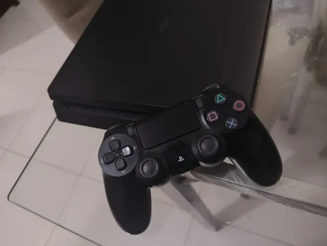Playstation 4 Slim