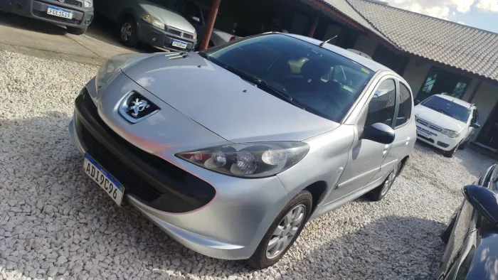 Peugeot 207 XR 1.4 Flex 8V 5P 2009