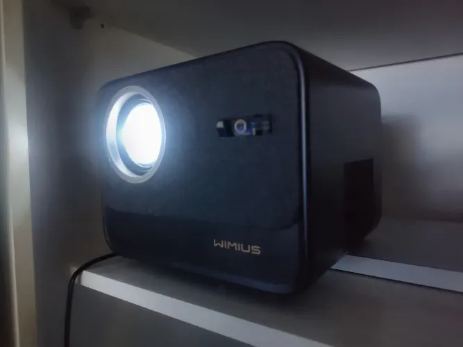 Projetor wimius k9 muito novo