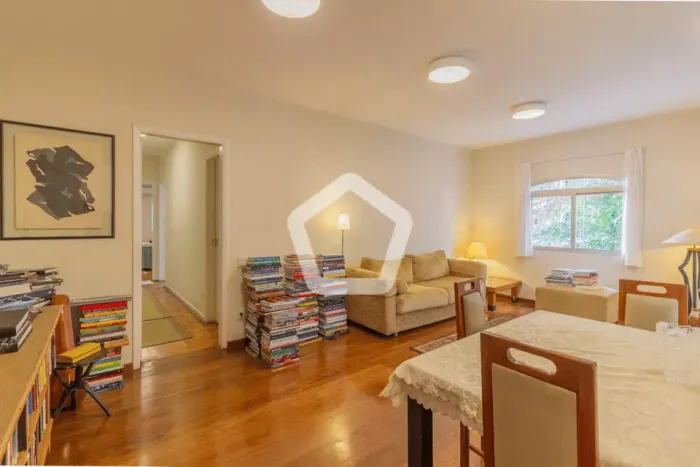 Apartamento charmoso em Jardim Paulista com 2 quartos e 110m²