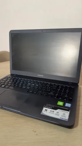 Notebook i5 8ª Geração | 20GB RAM (Voa!) | Placa de Vídeo Dedicada | SSD + 1TB 