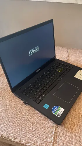 Notebook ASUS Vivobook Go 15 | SSD 128GB | 4GB RAM | 15,6? | Muito Conservado