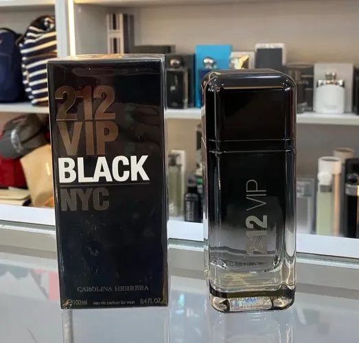 Perfume ORIGINAL 212 Vip Black Carolina Herrera- LACRADO 100ml