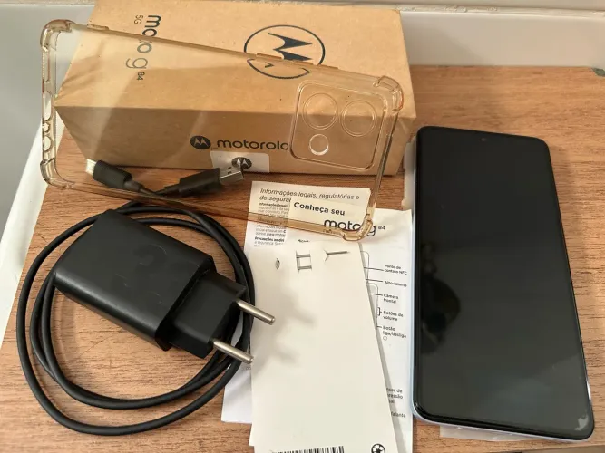 Moto G84