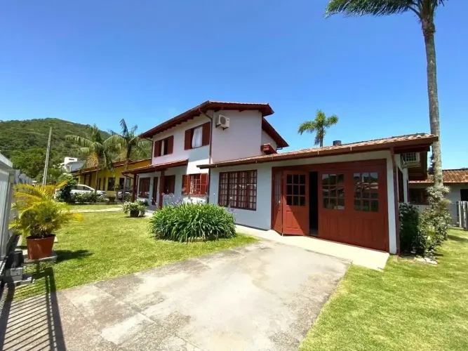 Casa à venda no Ribeirão da Ilha