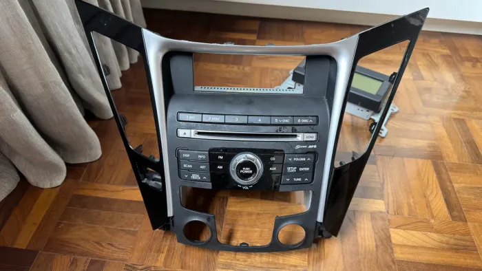 Som e moldura originais Sonata