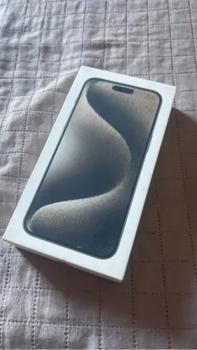 Troco iphone 15 pro max com caixa