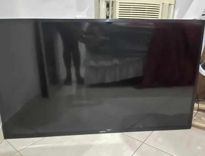 TV com defeito