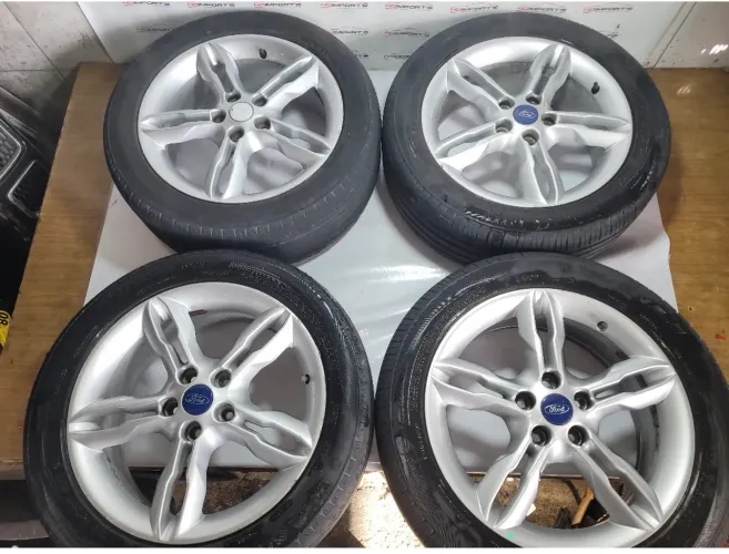 Rodas 17 5 furos Ford focus 
