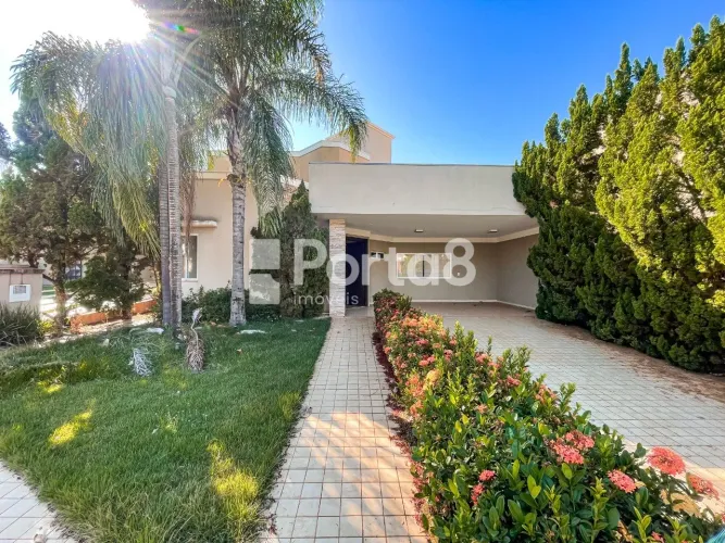 Condomínio 3 Suítes 210m² Residencial Gaivota I com Área Gourmet e 4 Vagas