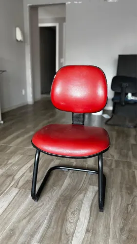 Cadeira Secretaria Fixa Base Em S - Melhor Cor Vermelho Material Do Estofamento Couro