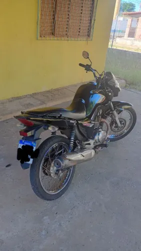 Moto a venda