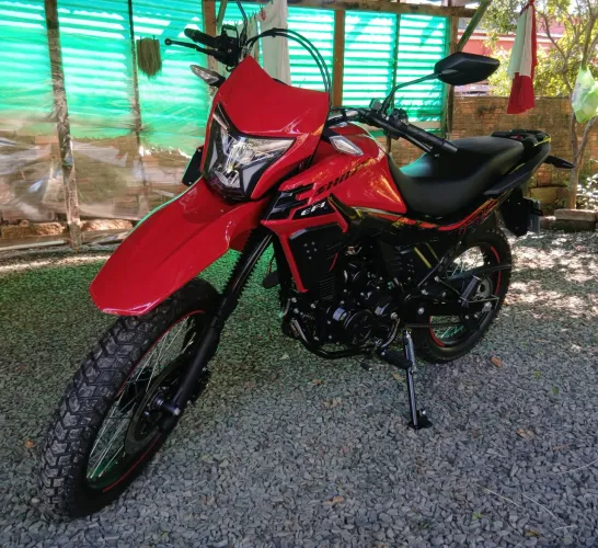 Shineray shi 175 efi.modelo novo.injetada.apenas 466 km rodados.