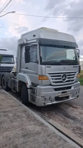 MERCEDES 1944 S 3 EIXOS 2004