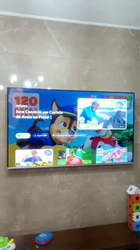 TV PHILCO 58 ROKU TV