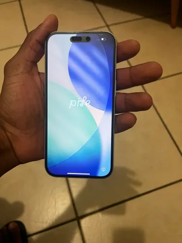 Vendo iPhone 16 128 novo sem marcas de uso 
