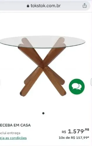 Mesa 4 lugares com pé de madeira e tampo de vidro