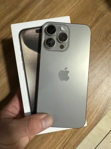 Iphone 15 pro Max 